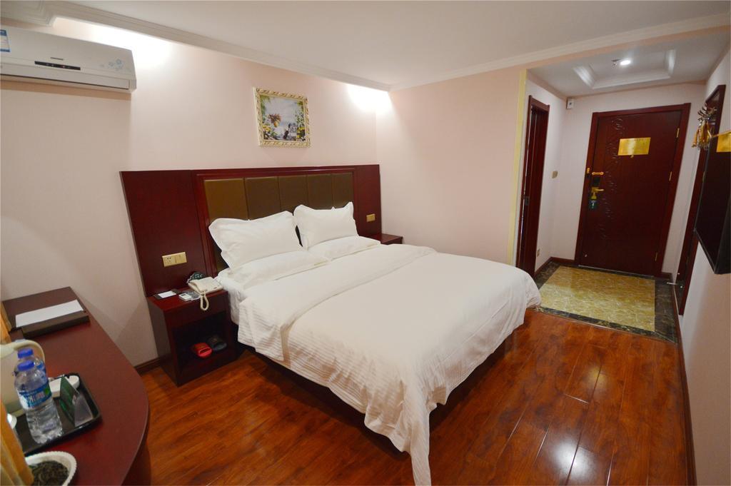 Greentree Inn Chongqing Yuzhou Road Hotel Экстерьер фото