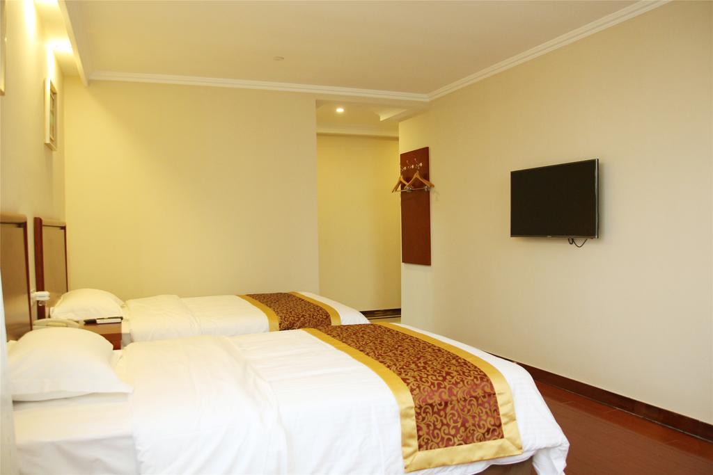 Greentree Inn Chongqing Yuzhou Road Hotel Экстерьер фото