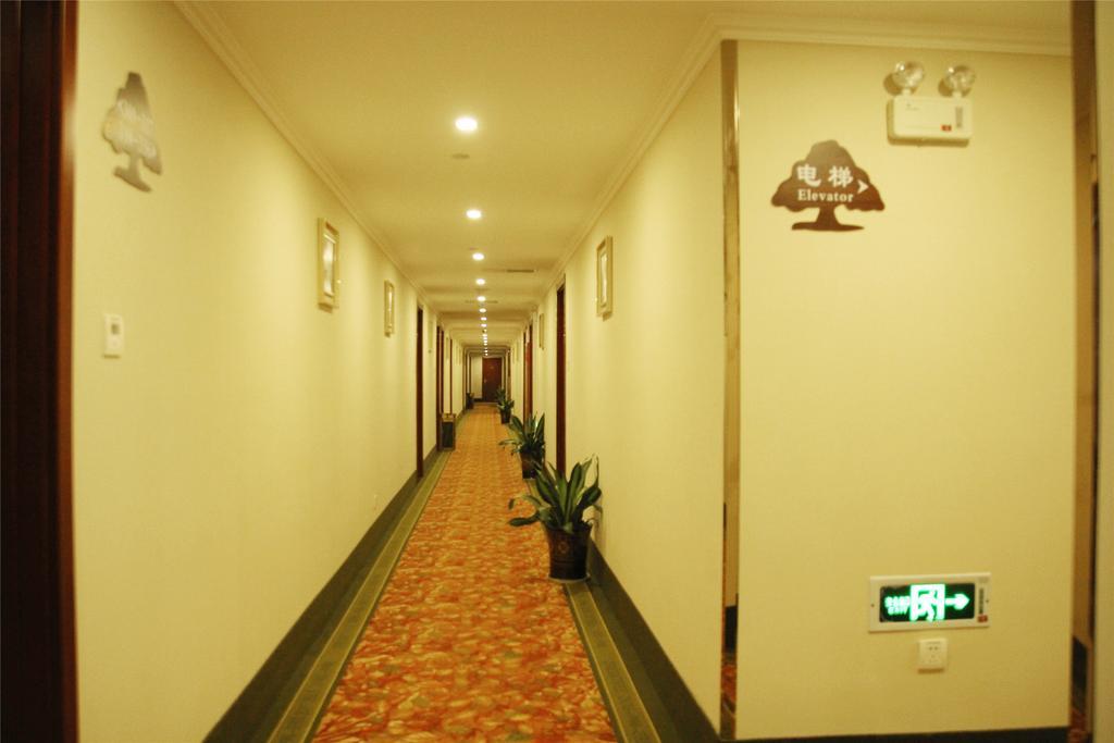 Greentree Inn Chongqing Yuzhou Road Hotel Экстерьер фото